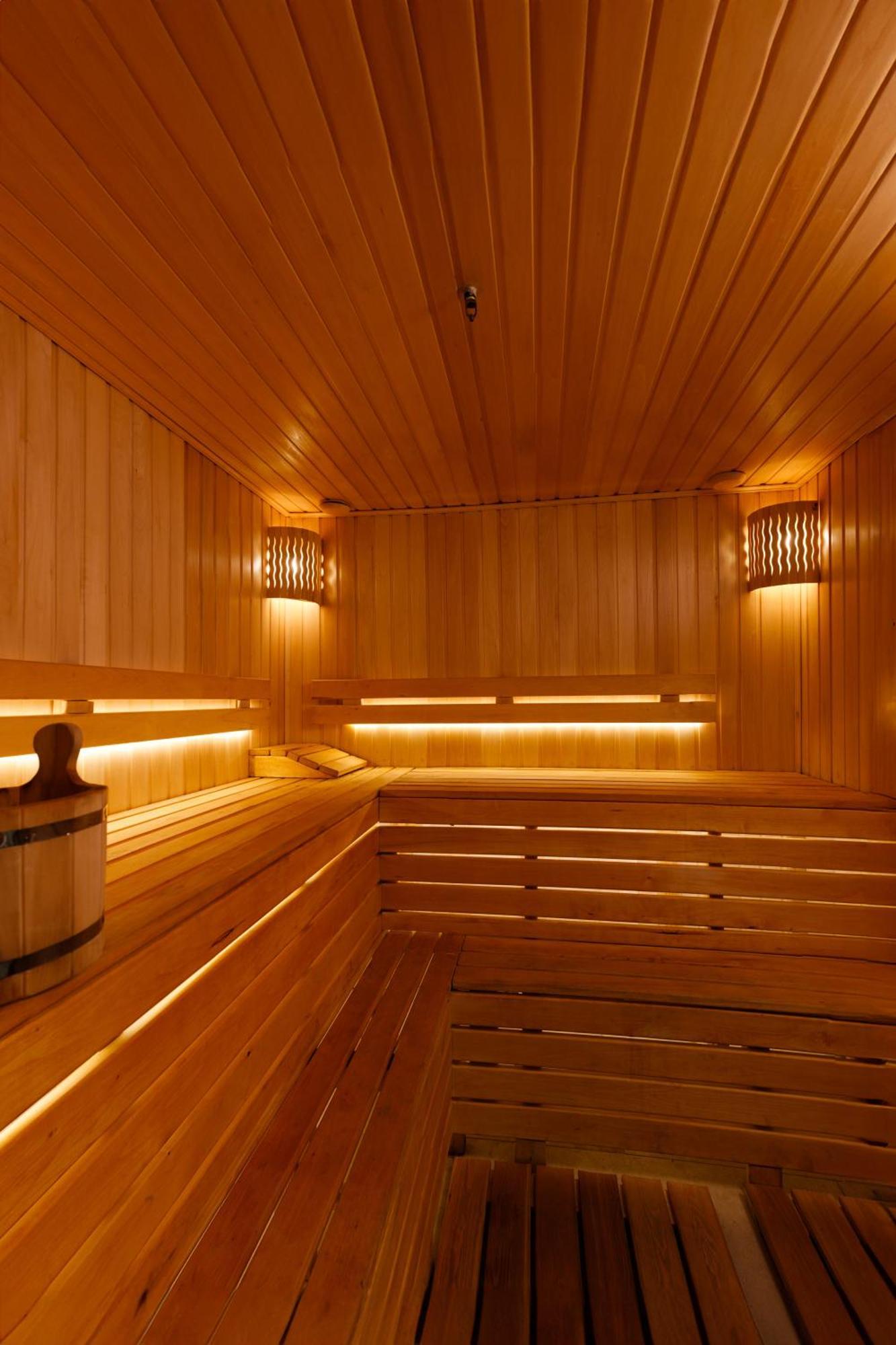 Rahat Palace Hotel Almaty Exterior photo A Finnish sauna